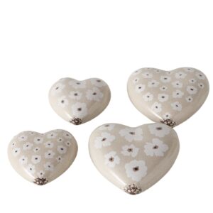 decorazione a cuore papaveri bianchi