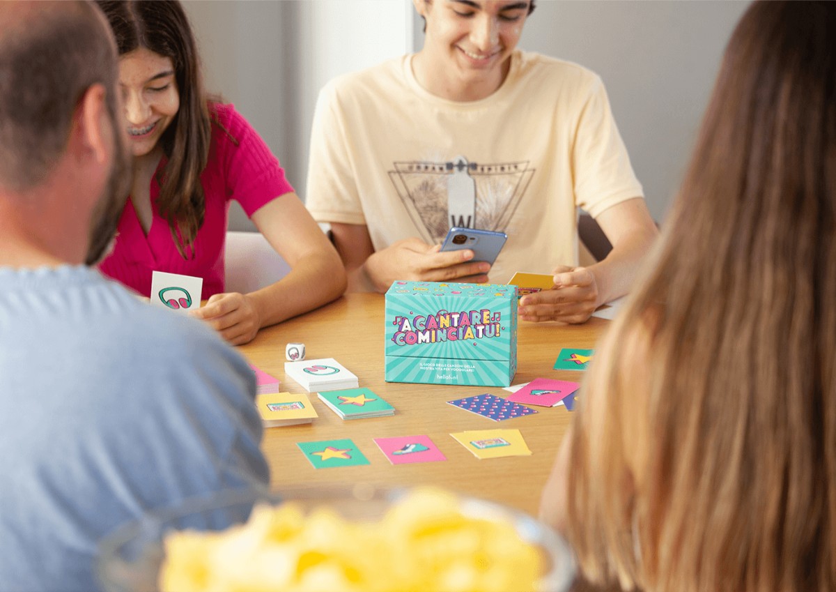 gioco in scatola a cantare comincia tu