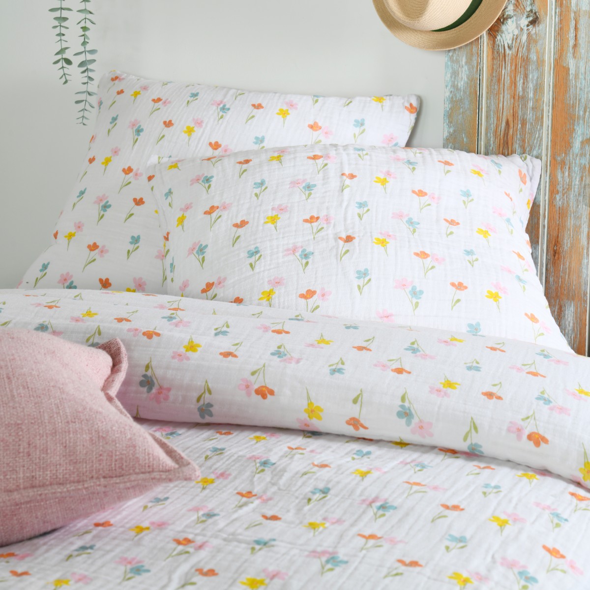 copripiumino matrimoniale con disegno fiori