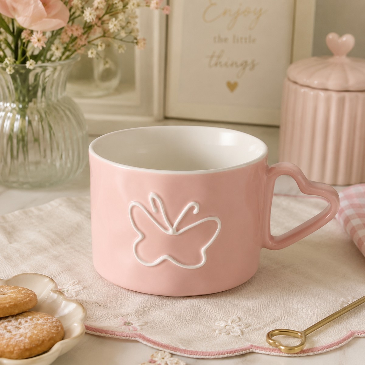 tazza con disegno farfalla