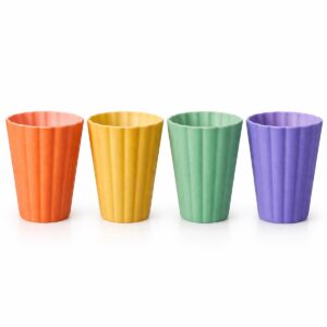 bicchieri in plastica colorati
