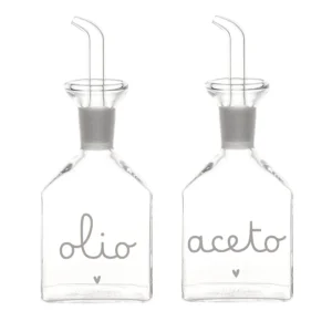 due bottiglie per olio e aceto