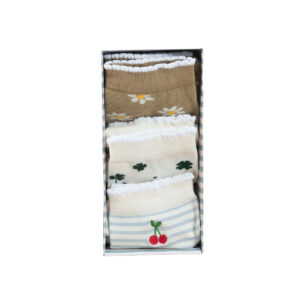 set tre calze con disegno ciliegia