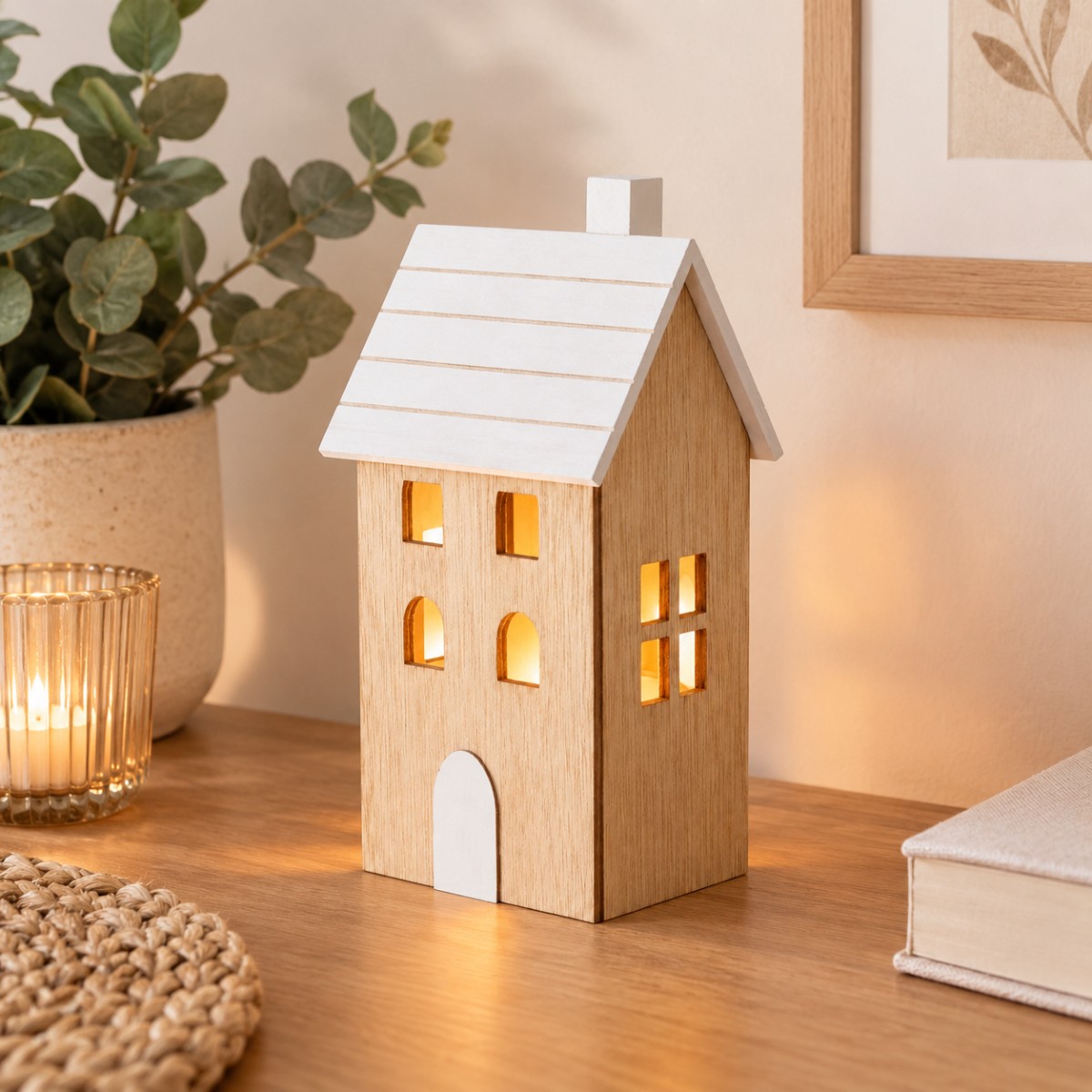 decorazione legno a forma di casa