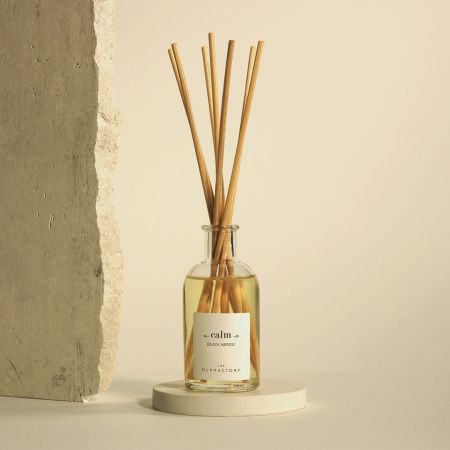 diffusore con bastoncini black neroli